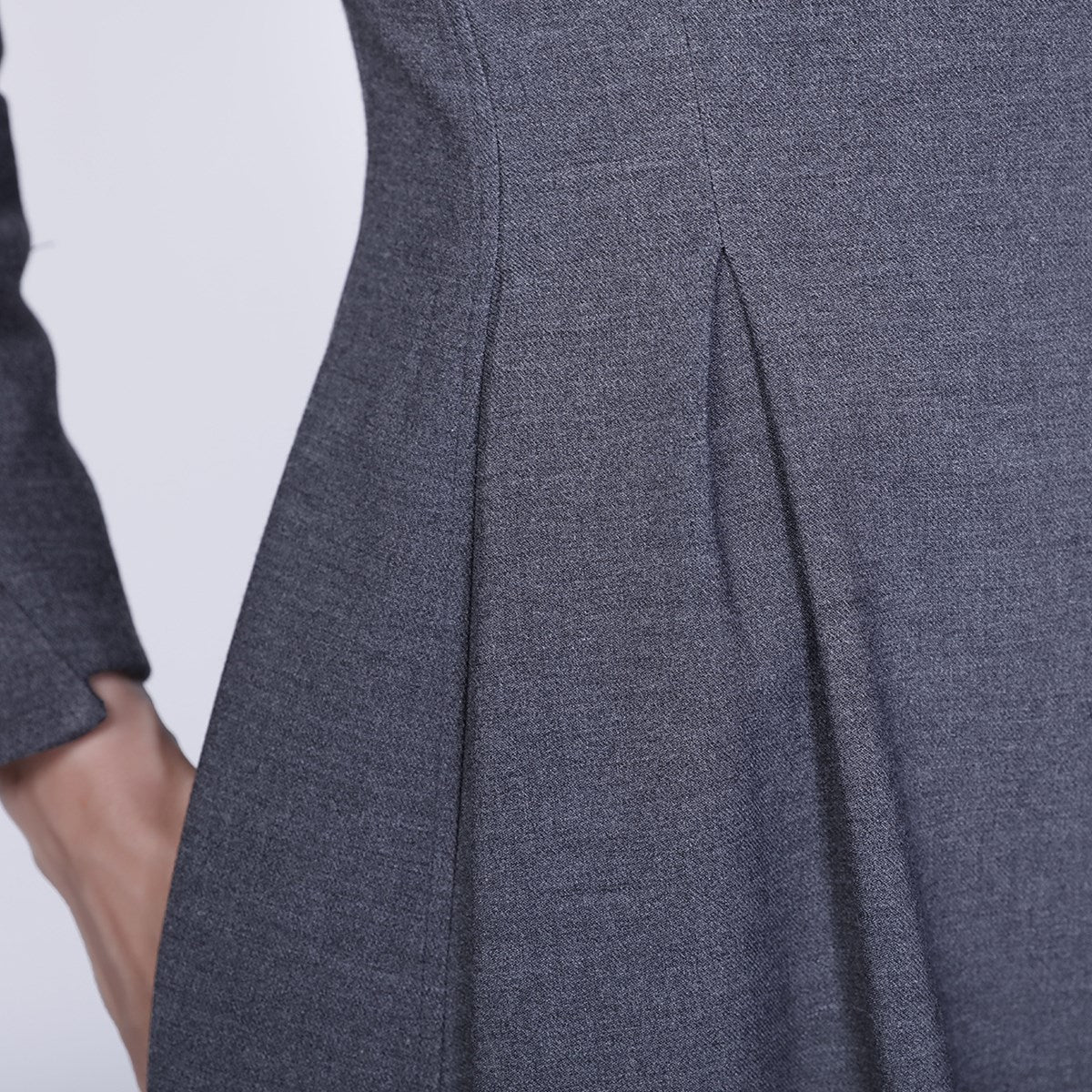 Robe rétro cintrée et largement évasée