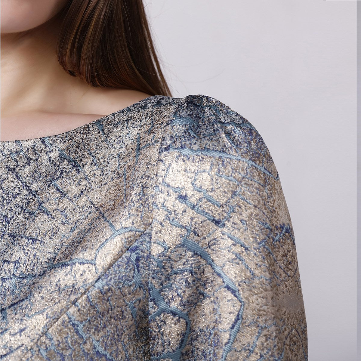 Robe de cocktail cintrée et évasée en jacquard