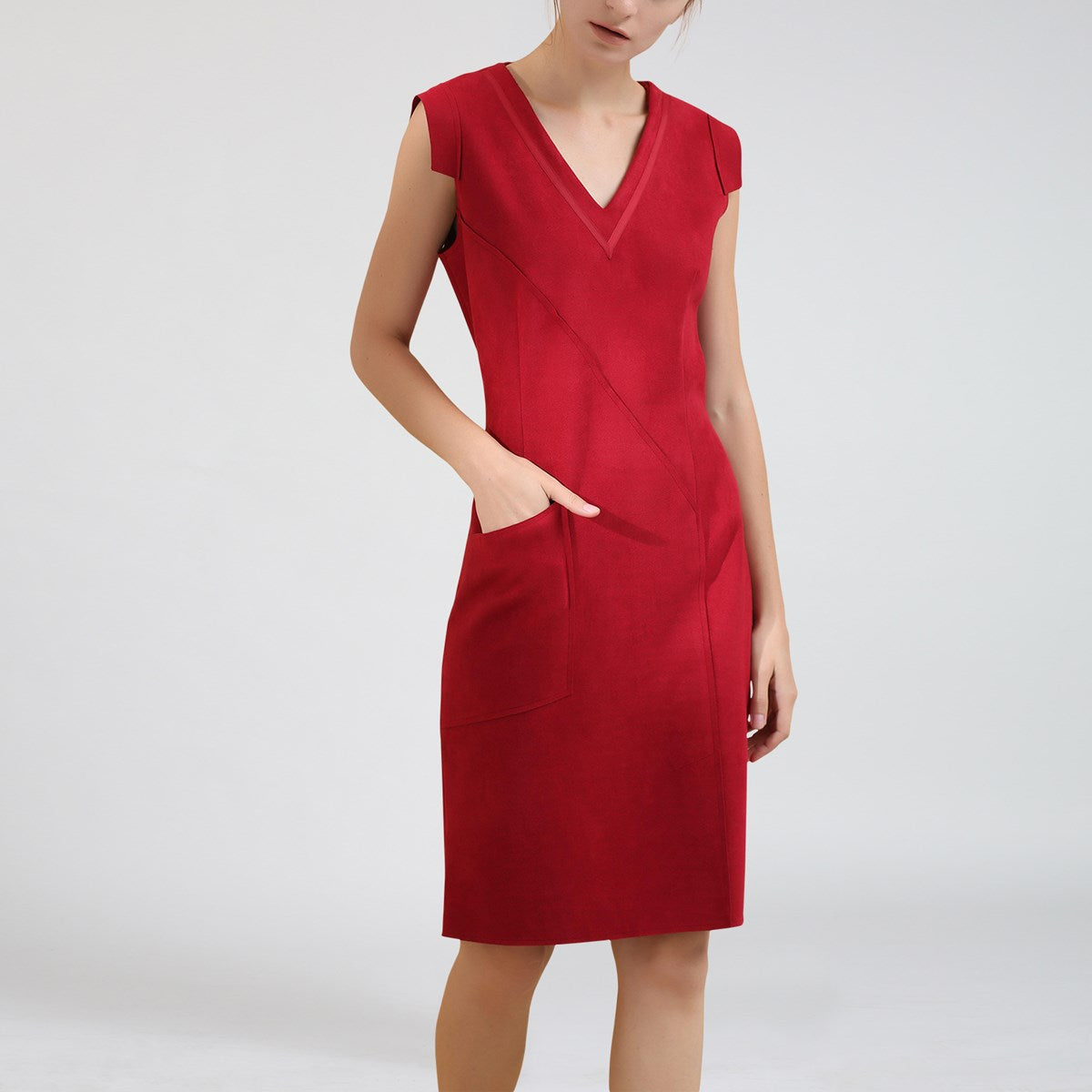 Robe ajustée col-V et manchettes, suédine stretch