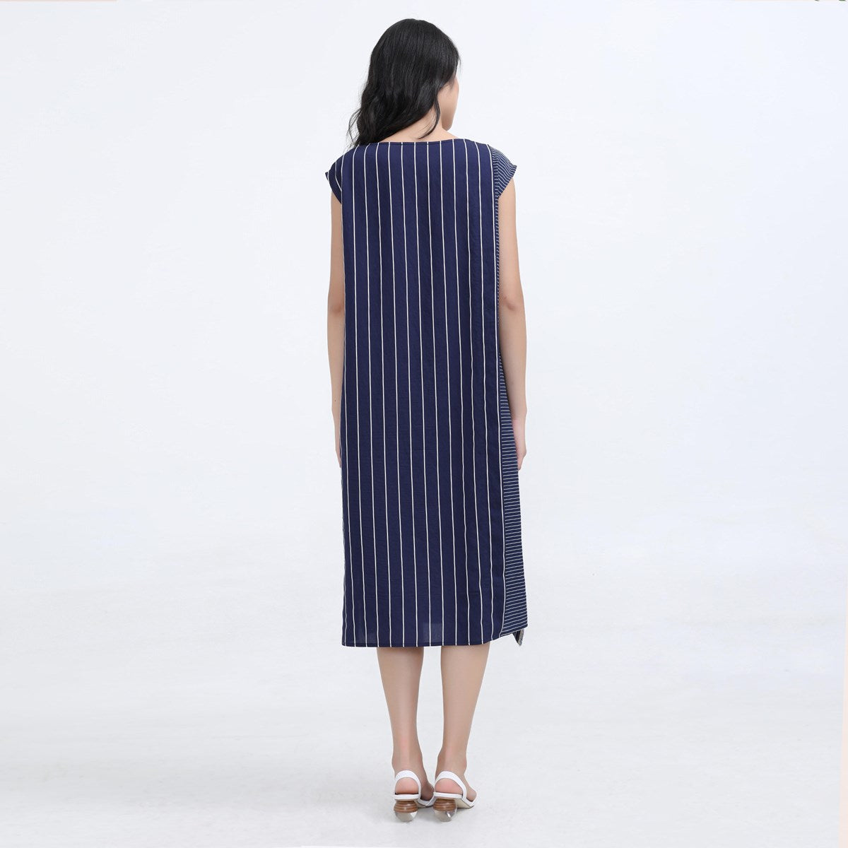 Robe trapèze asymétriques à rayures