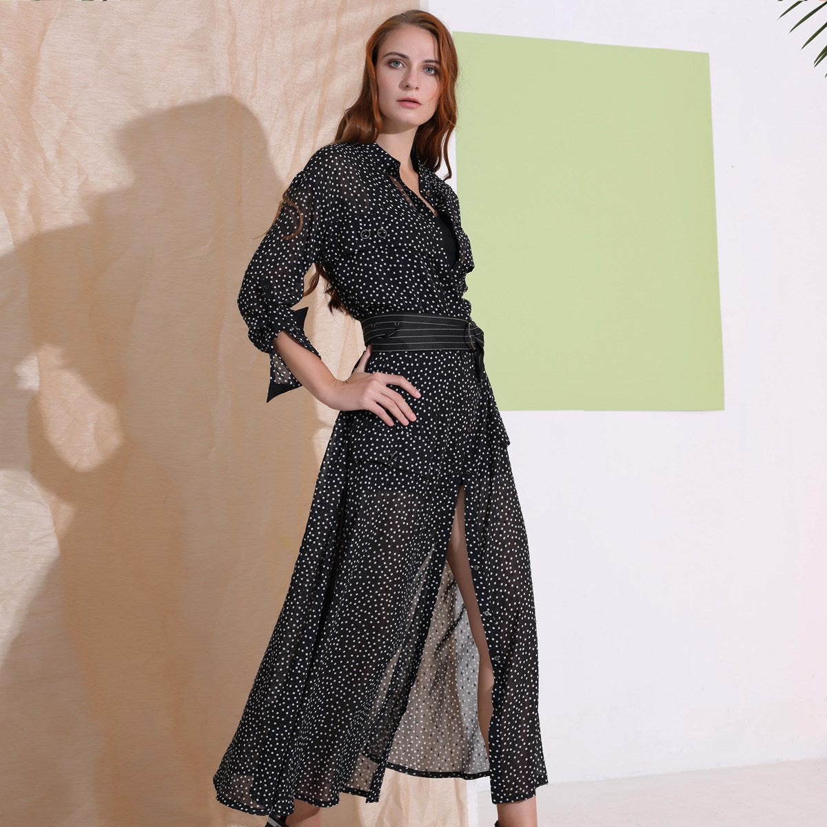 Robe-chemise longue en mousseline à pois