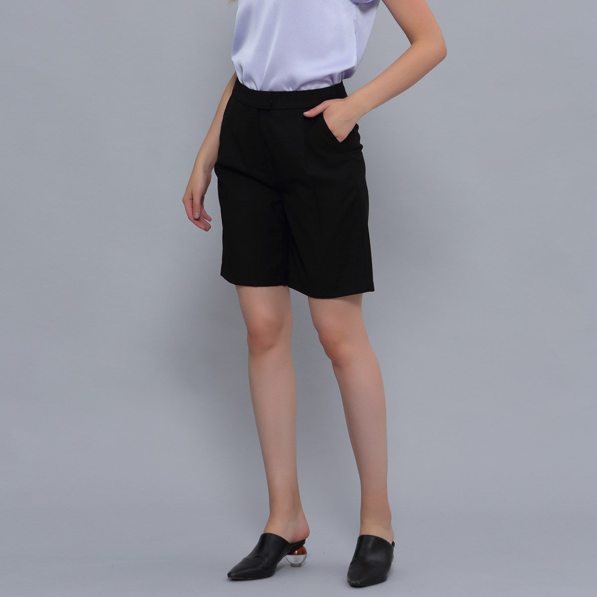Short bermuda basic