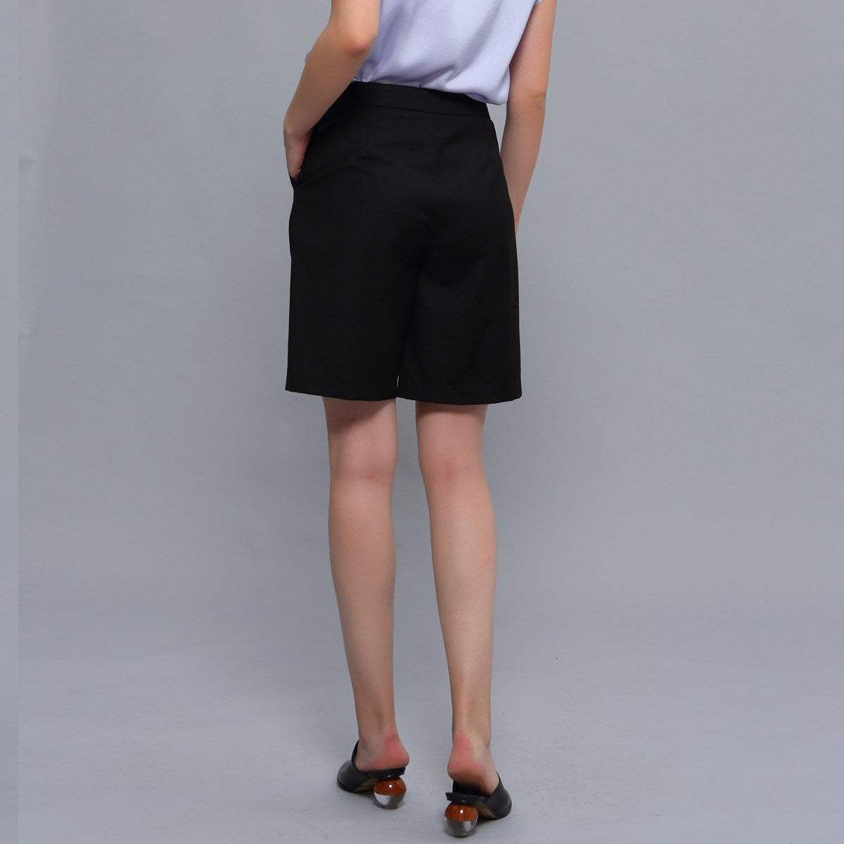 Short bermuda basic