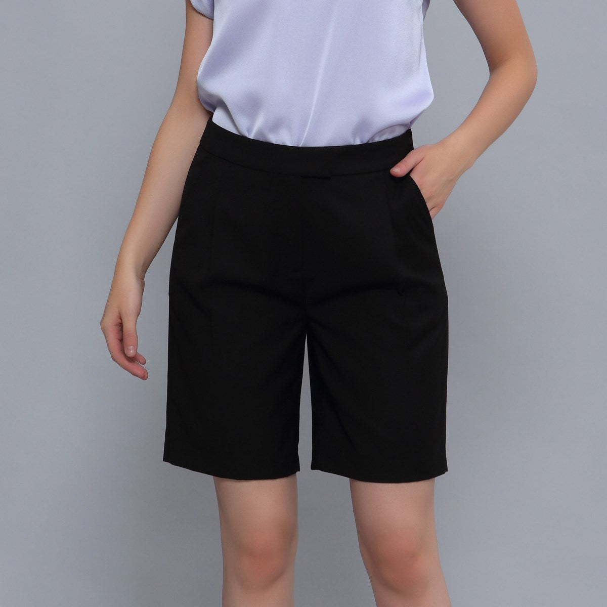 Short bermuda basic