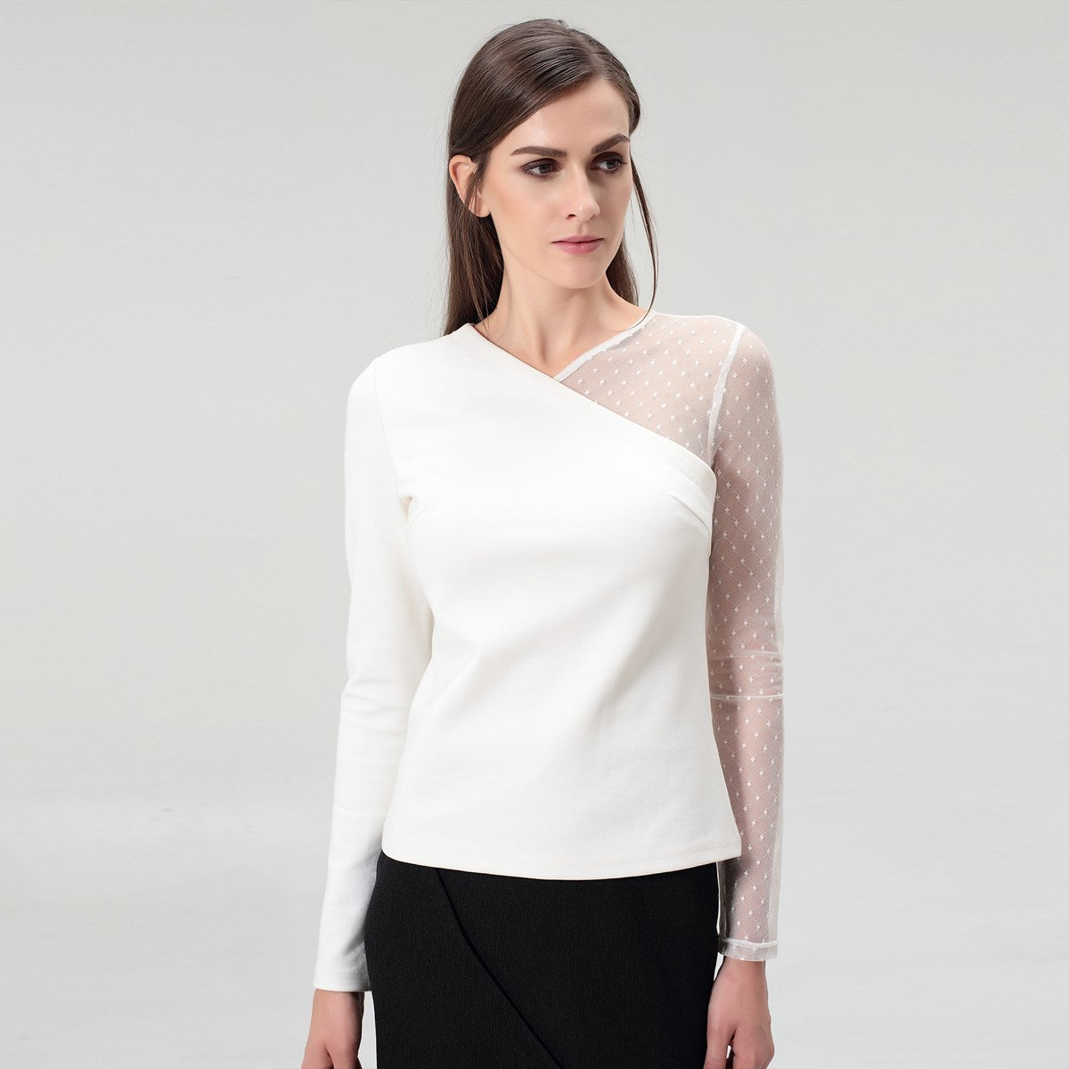 Top manches longues asymétrique en jersey et tulle