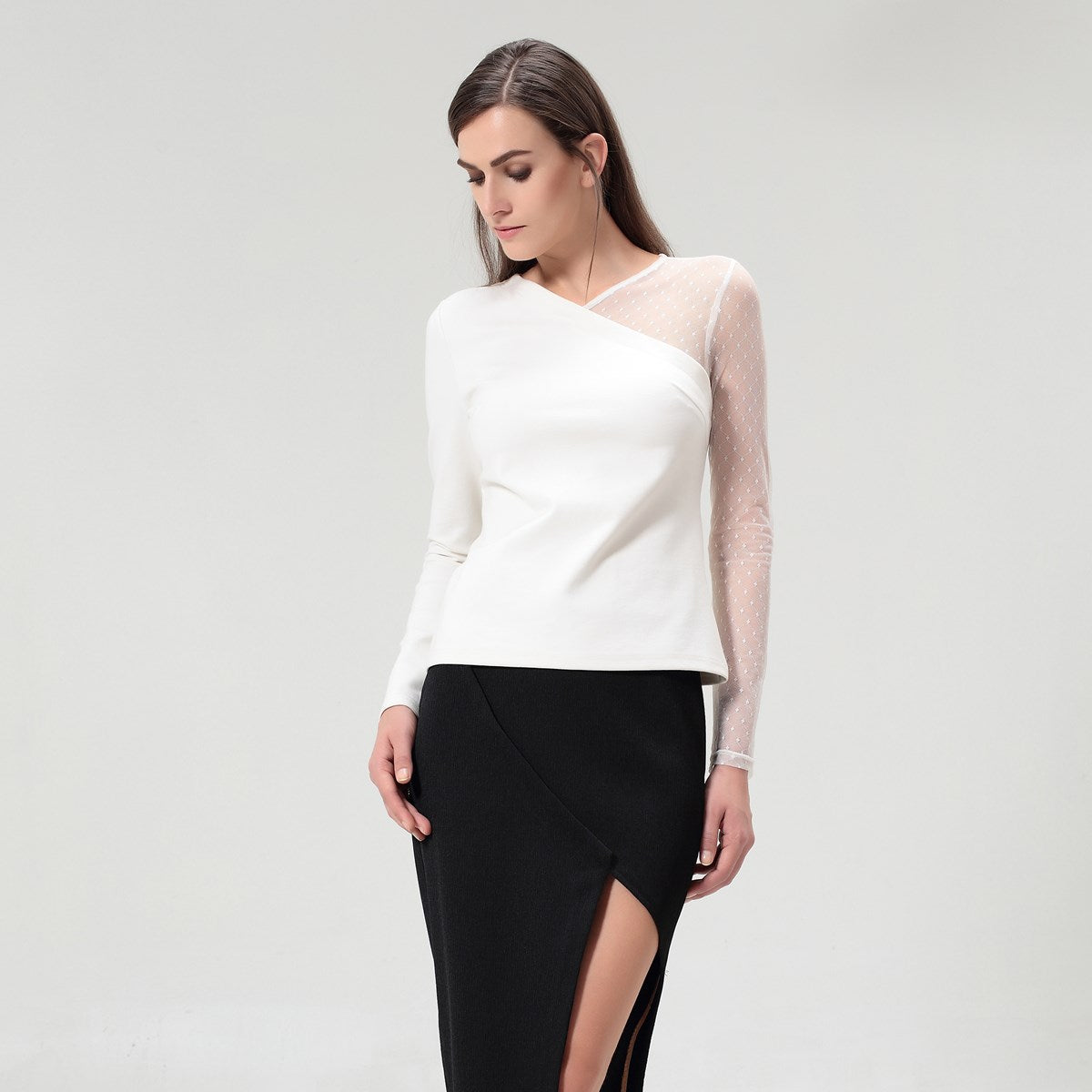 Top manches longues asymétrique en jersey et tulle