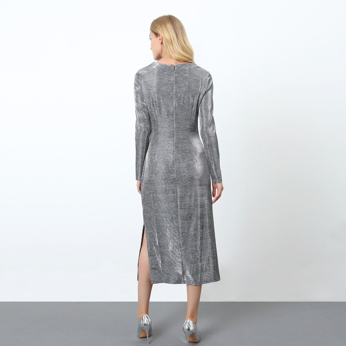 Robe asymétrique cocktail moirée à coupe ruchée