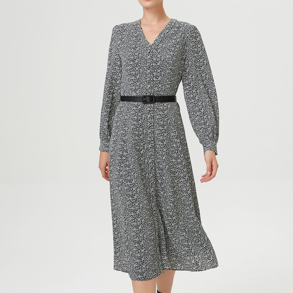 Robe-chemise à encolure V, imprimé fleur et ceinture ajoutée