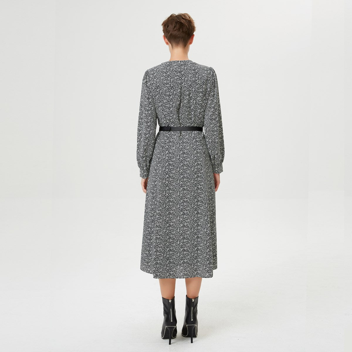 Robe-chemise à encolure V, imprimé fleur et ceinture ajoutée