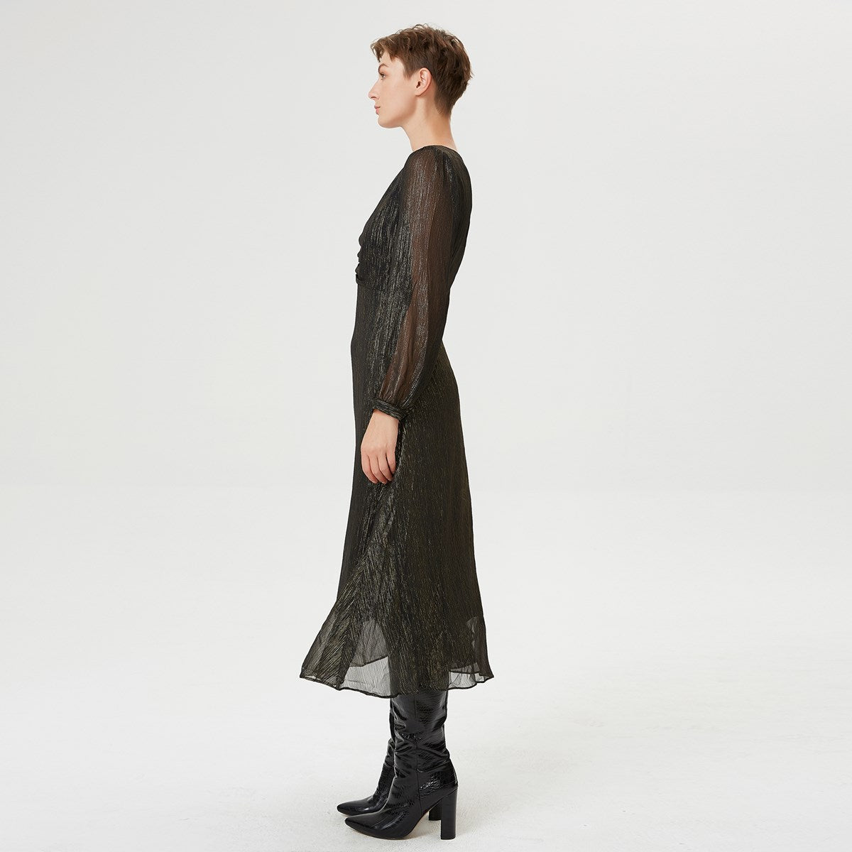 Robe midi en voile effet doré et dévolleté V