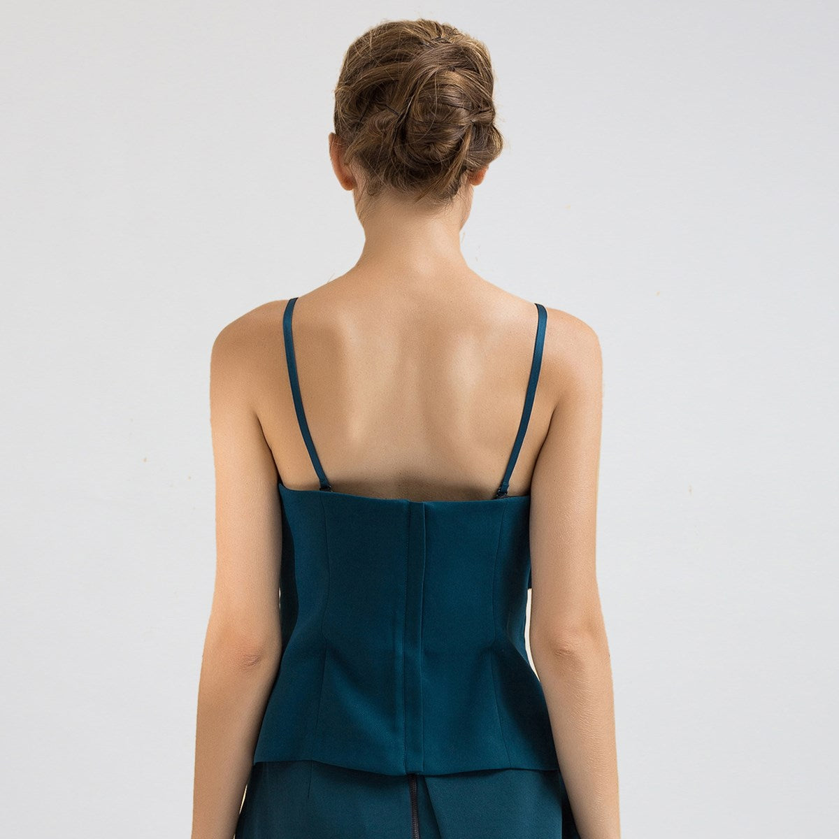 Bustier asymétrique à volants