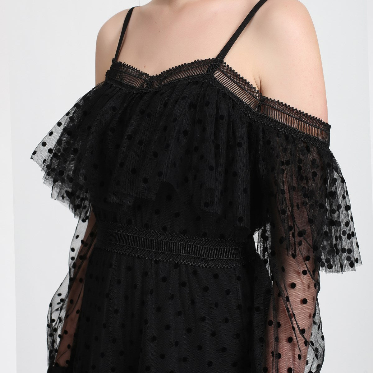 Robe style déshabillé en tulle à pois