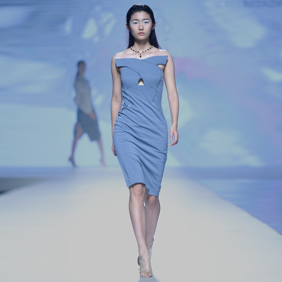 Robe bustier coeur-croisé