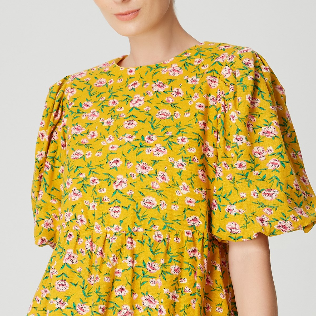 Robe courte trapèze à imprimé floral monochrome
