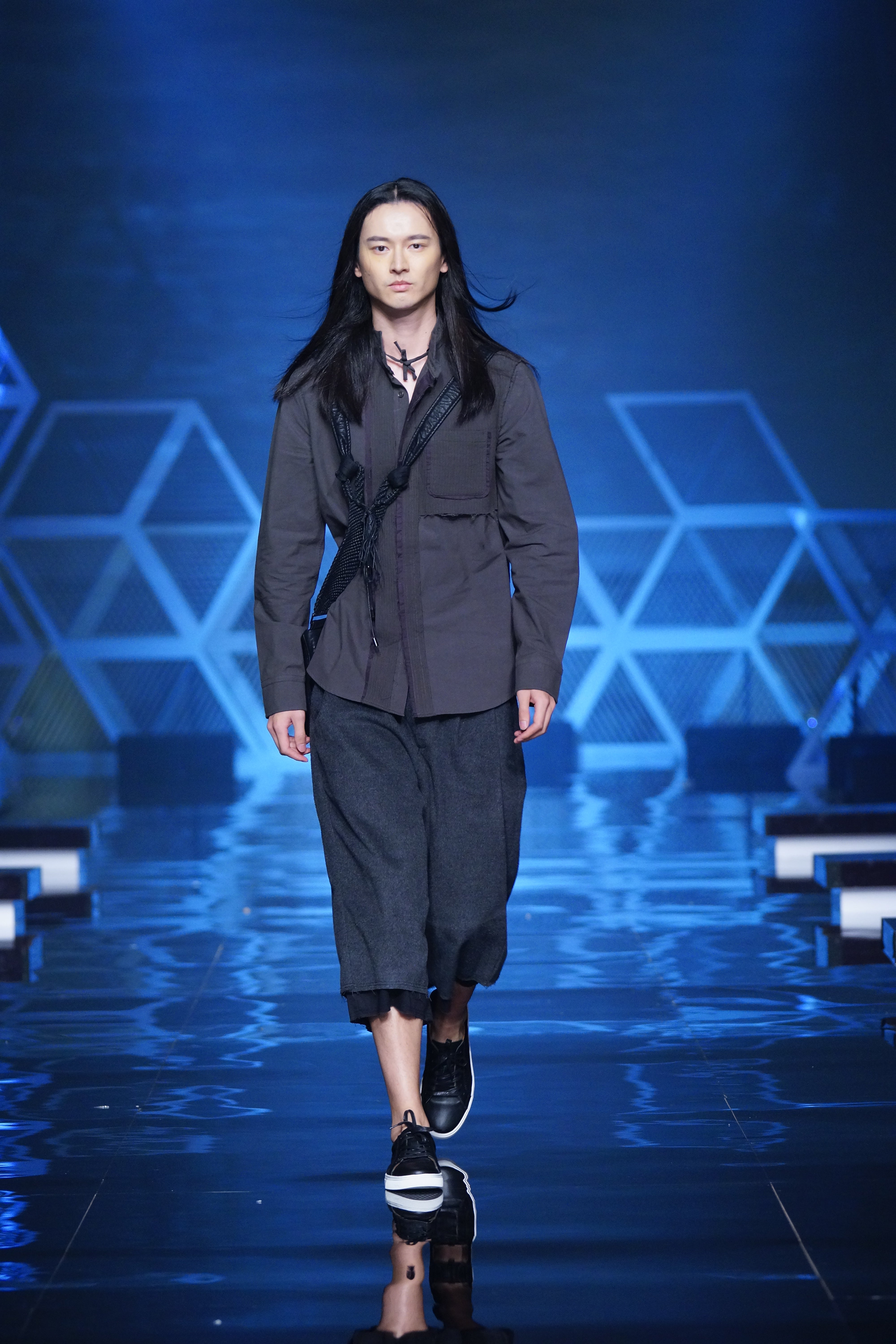 Chemise Bimatière à Col Montant Noué