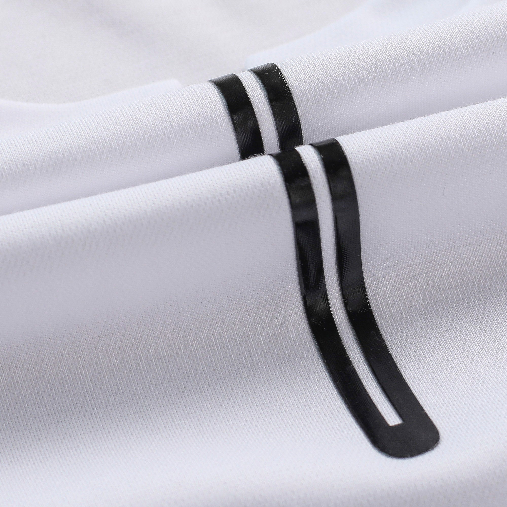 T-shirt coton premium avec détail contrasté résistant