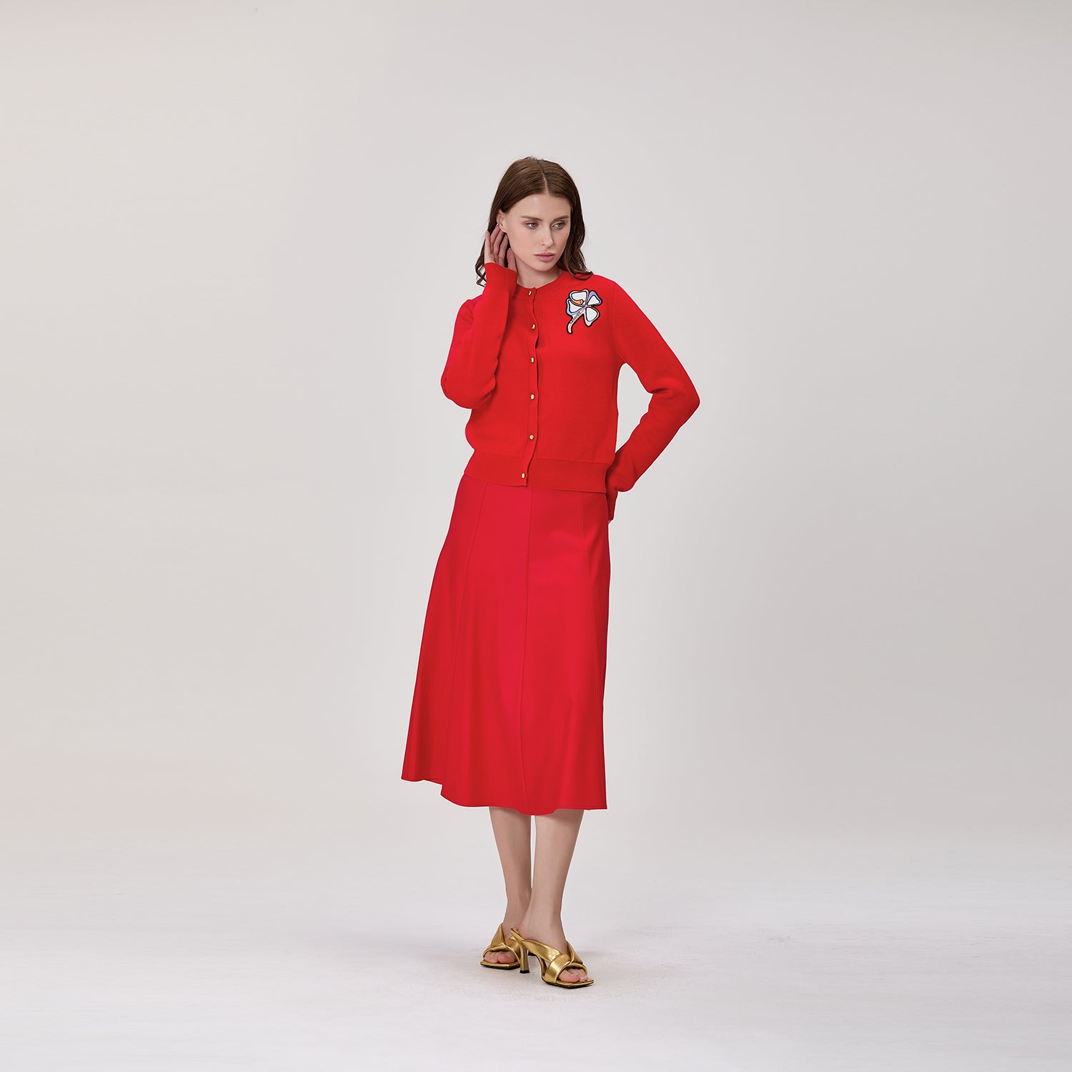 jupe midi évasée en tissu stretch