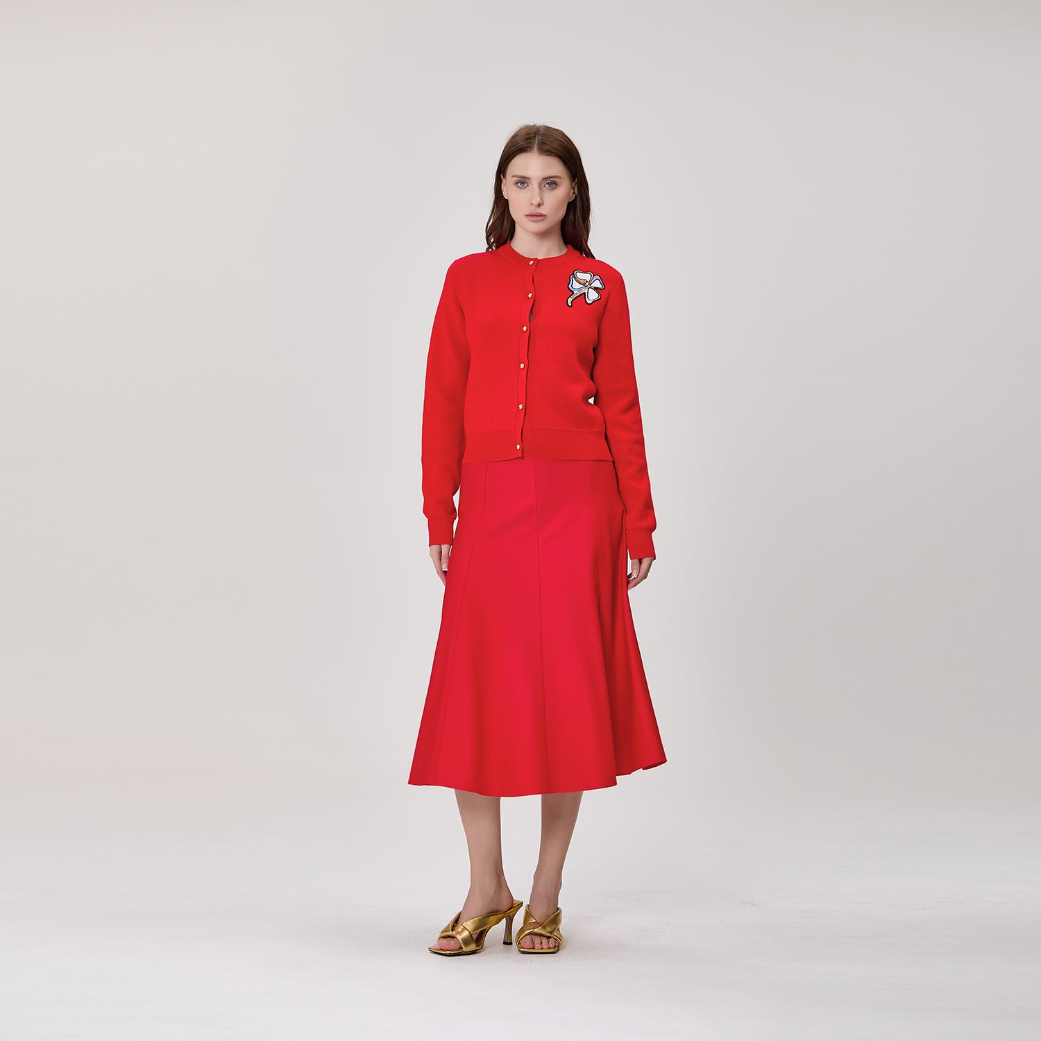 jupe midi évasée en tissu stretch