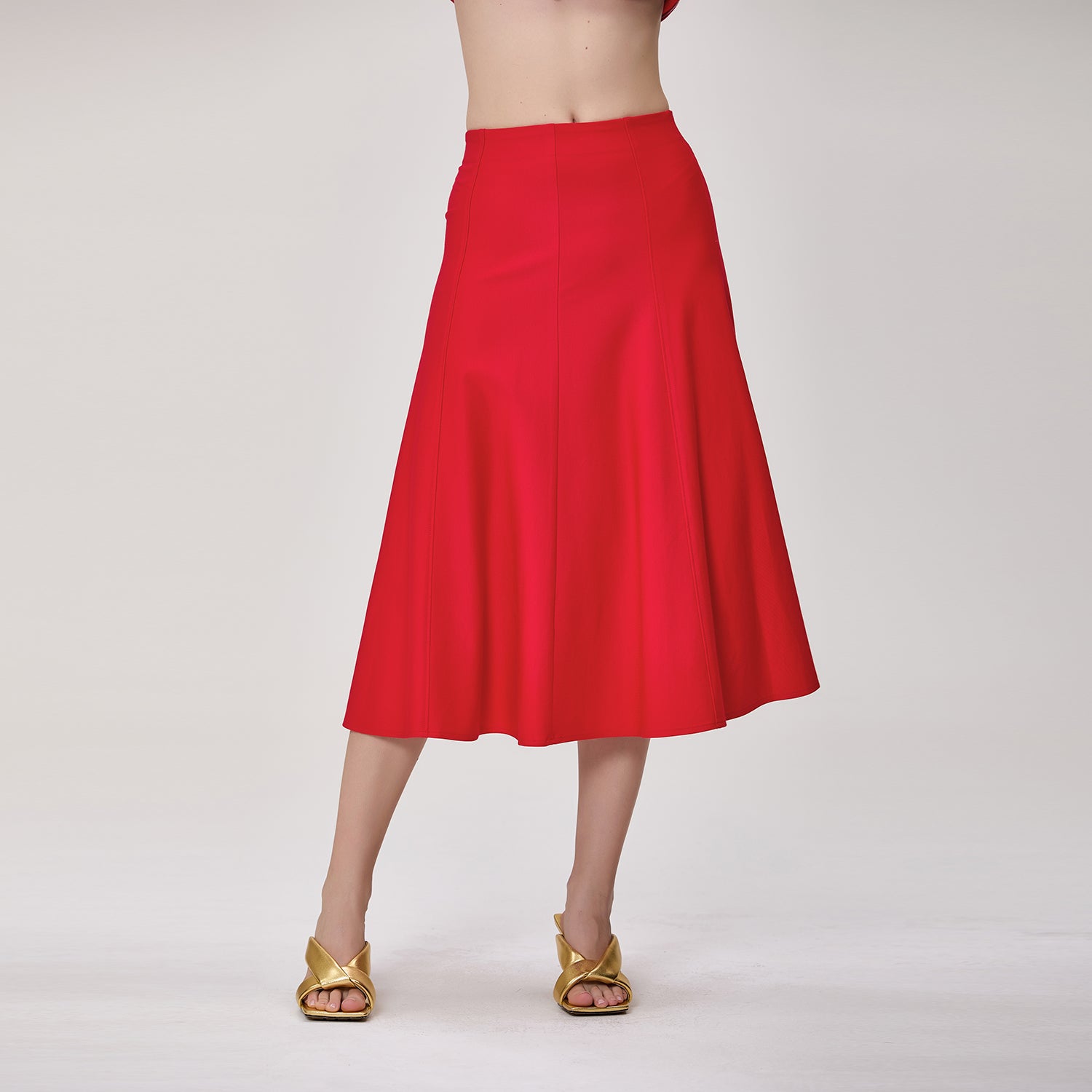 jupe midi évasée en tissu stretch