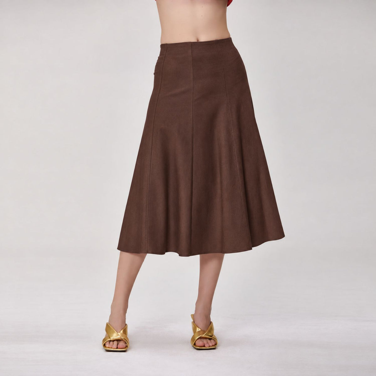 jupe midi évasée en tissu stretch