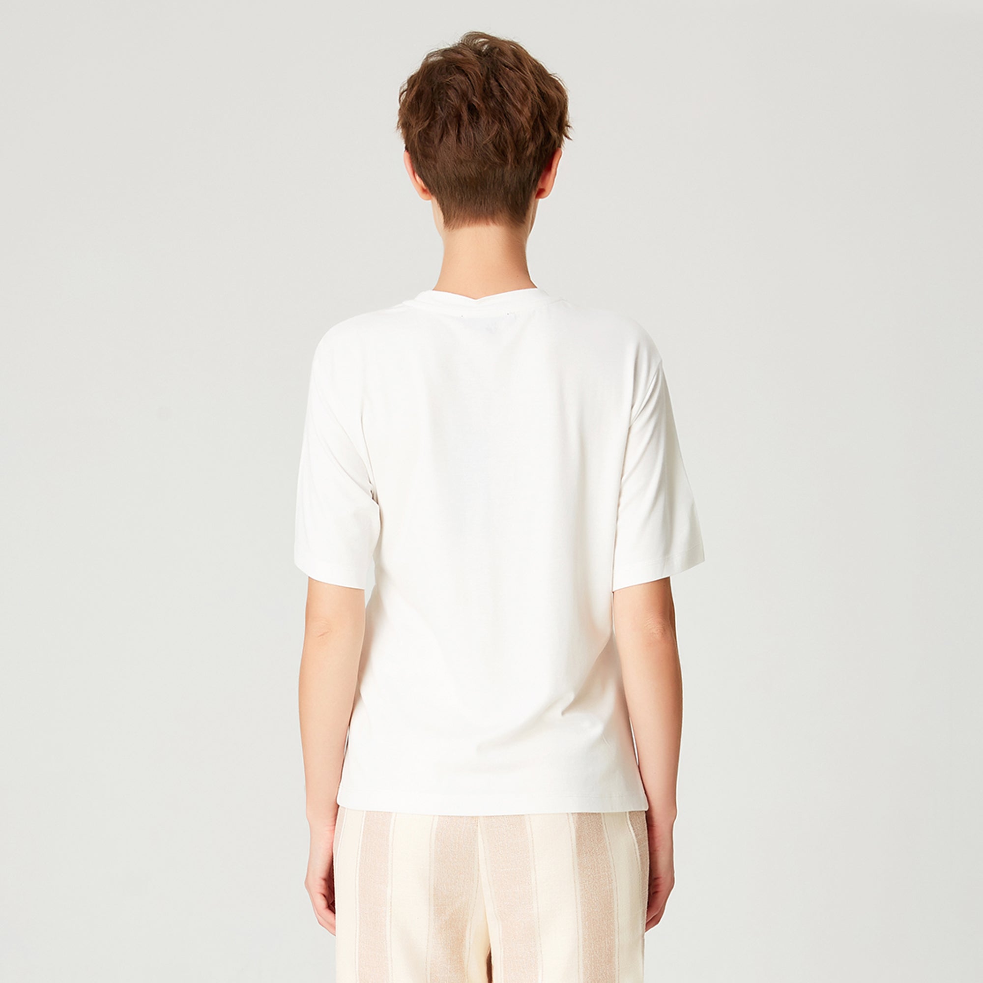 T-shirt a larges panneaux noués devant