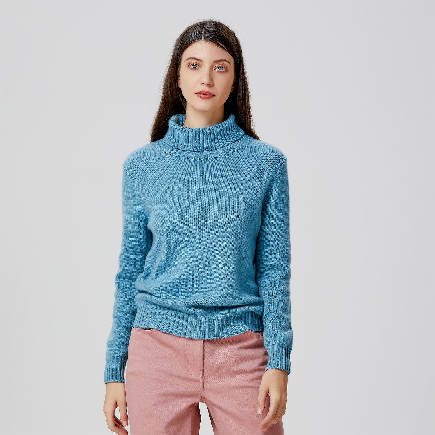 Pull col roulé