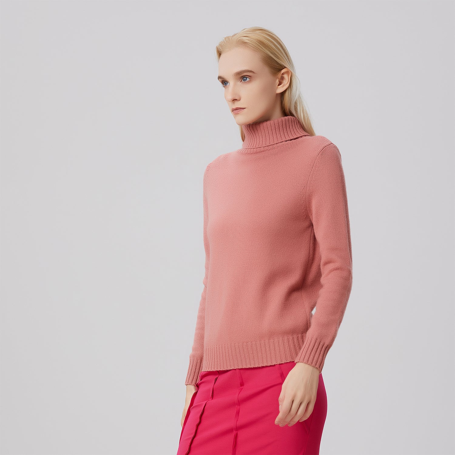 Pull col roulé