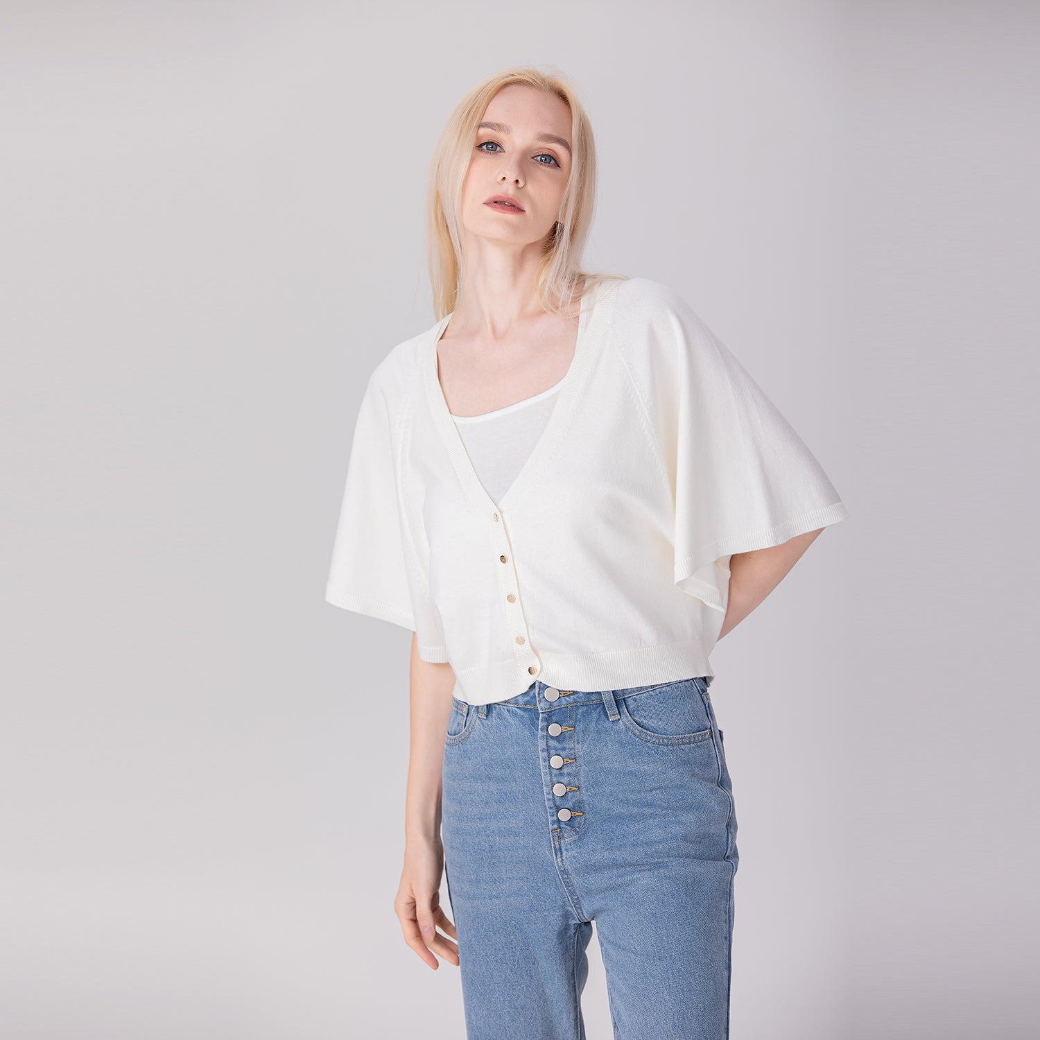 Gilet boutonné en maille légère