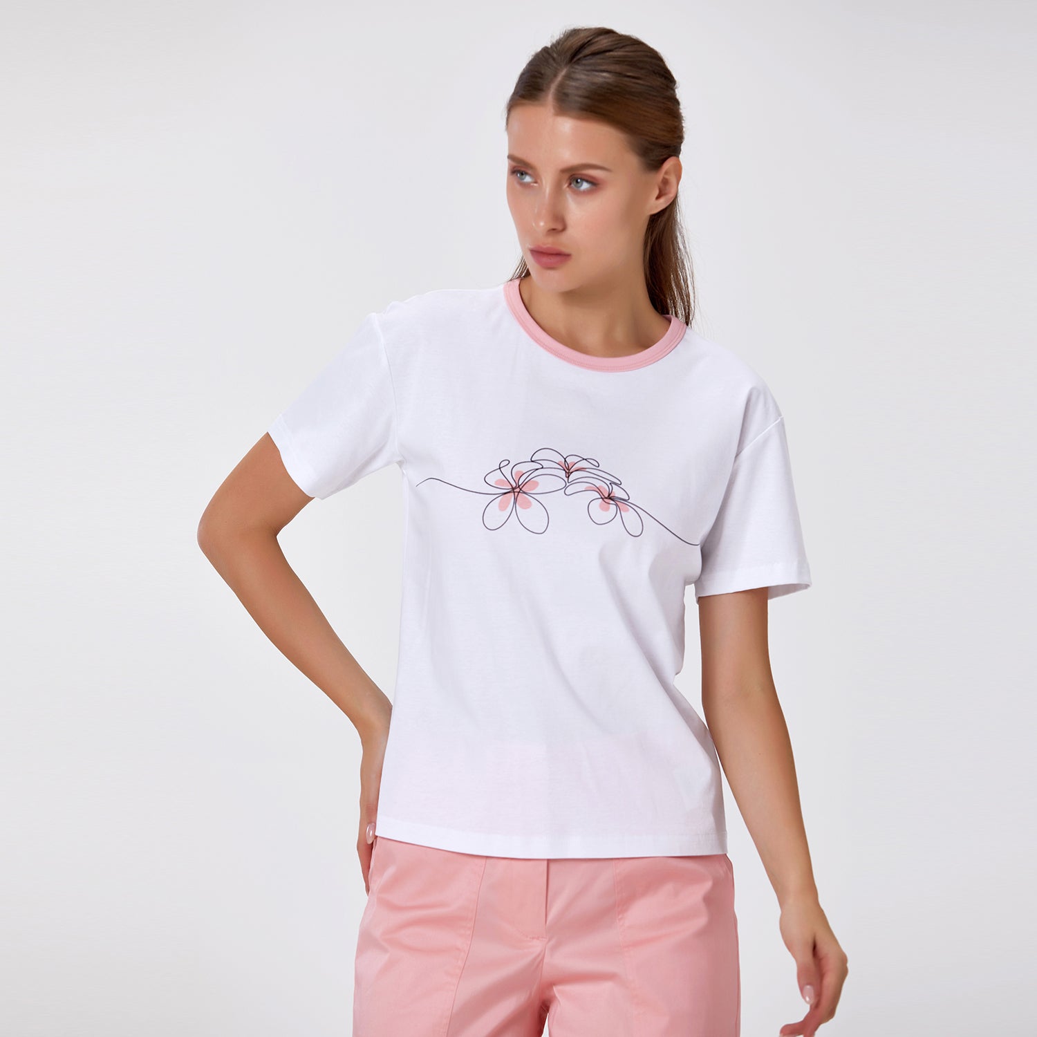 T-shirt basique en coton avec motif imprimé