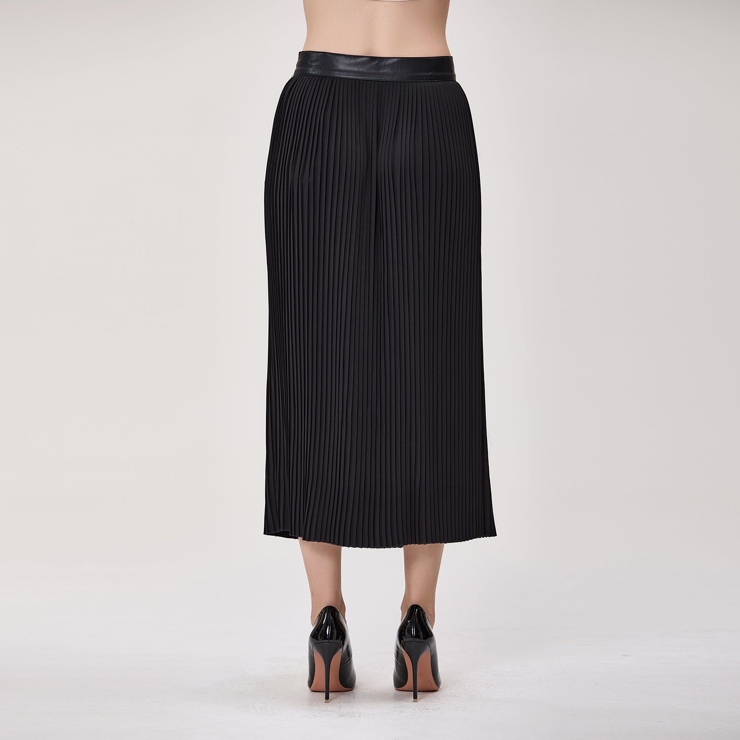 Jupe midi plissée avec taille effet cuir