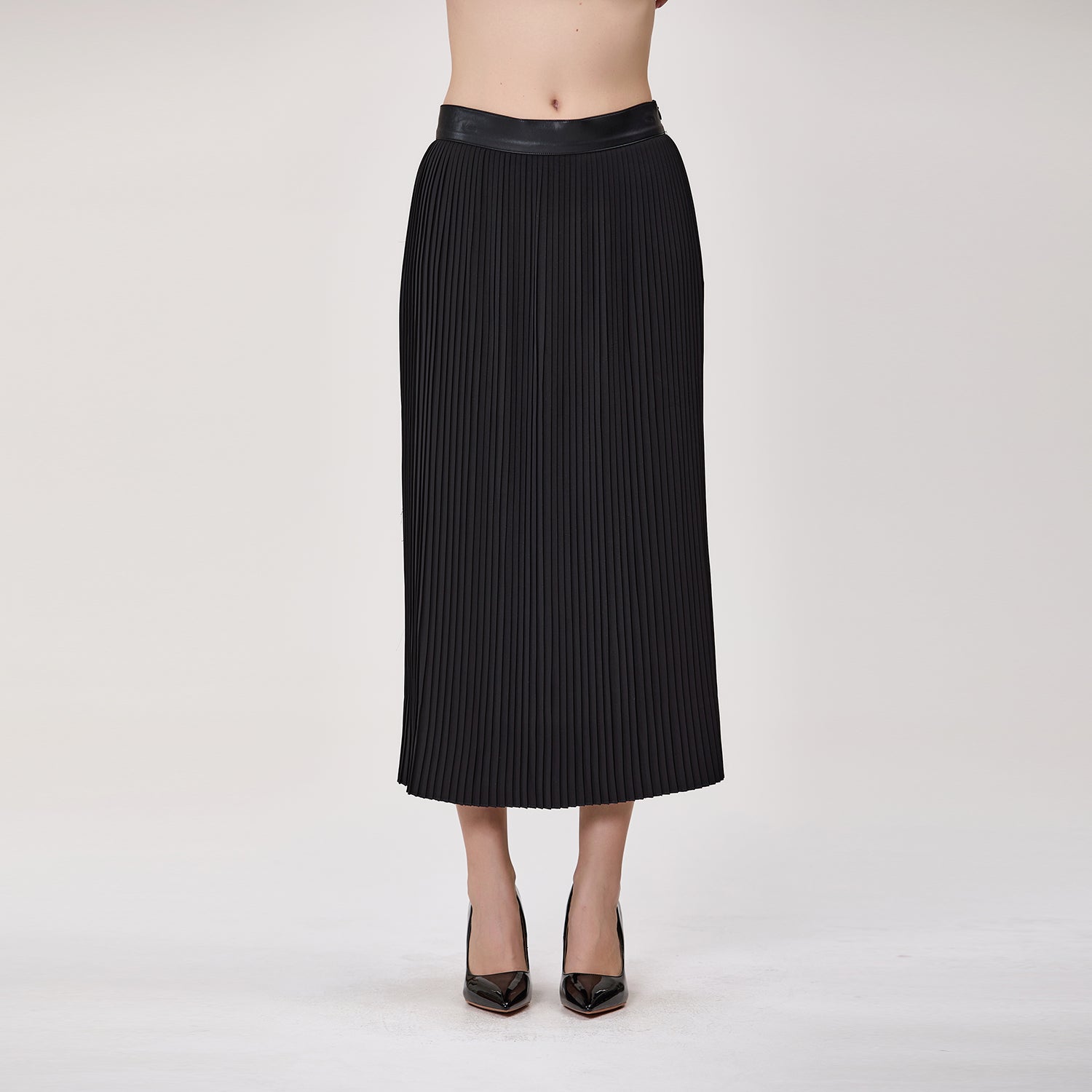 Jupe midi plissée avec taille effet cuir