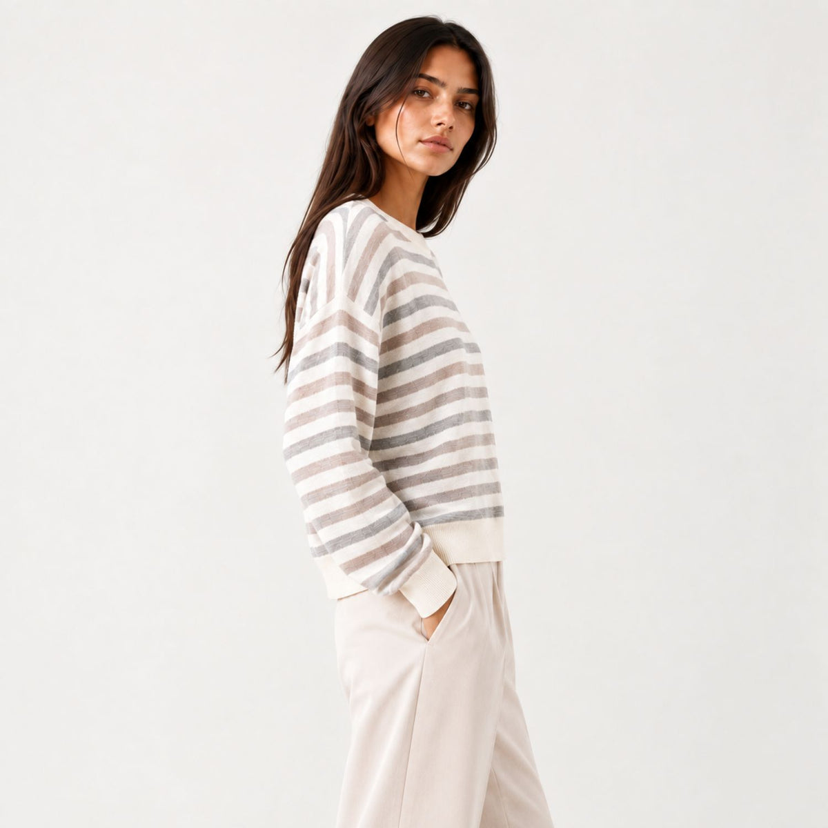 Pull ample à rayures en pure laine