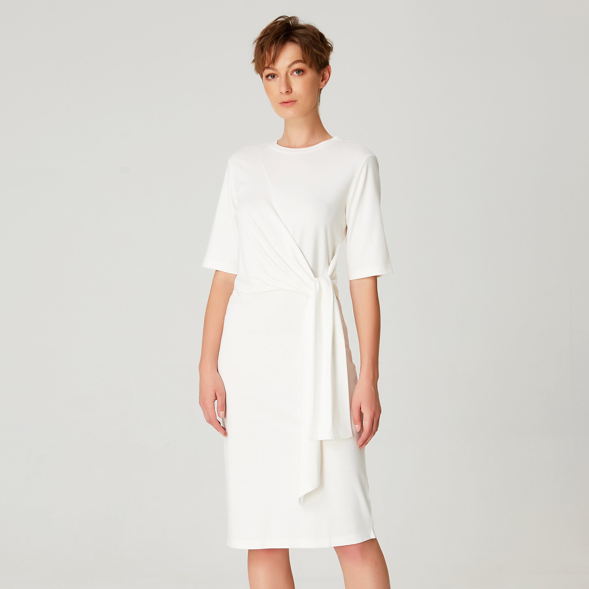 Robe en jersey à taille nouée