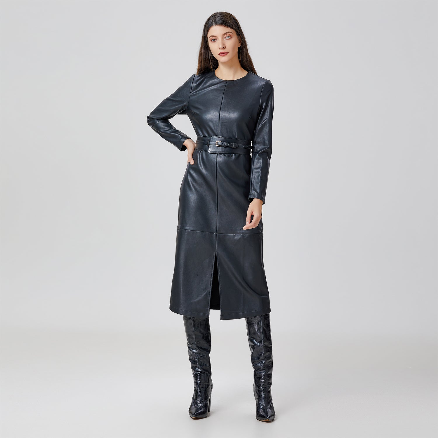 Robe à manches longues en simili cuir