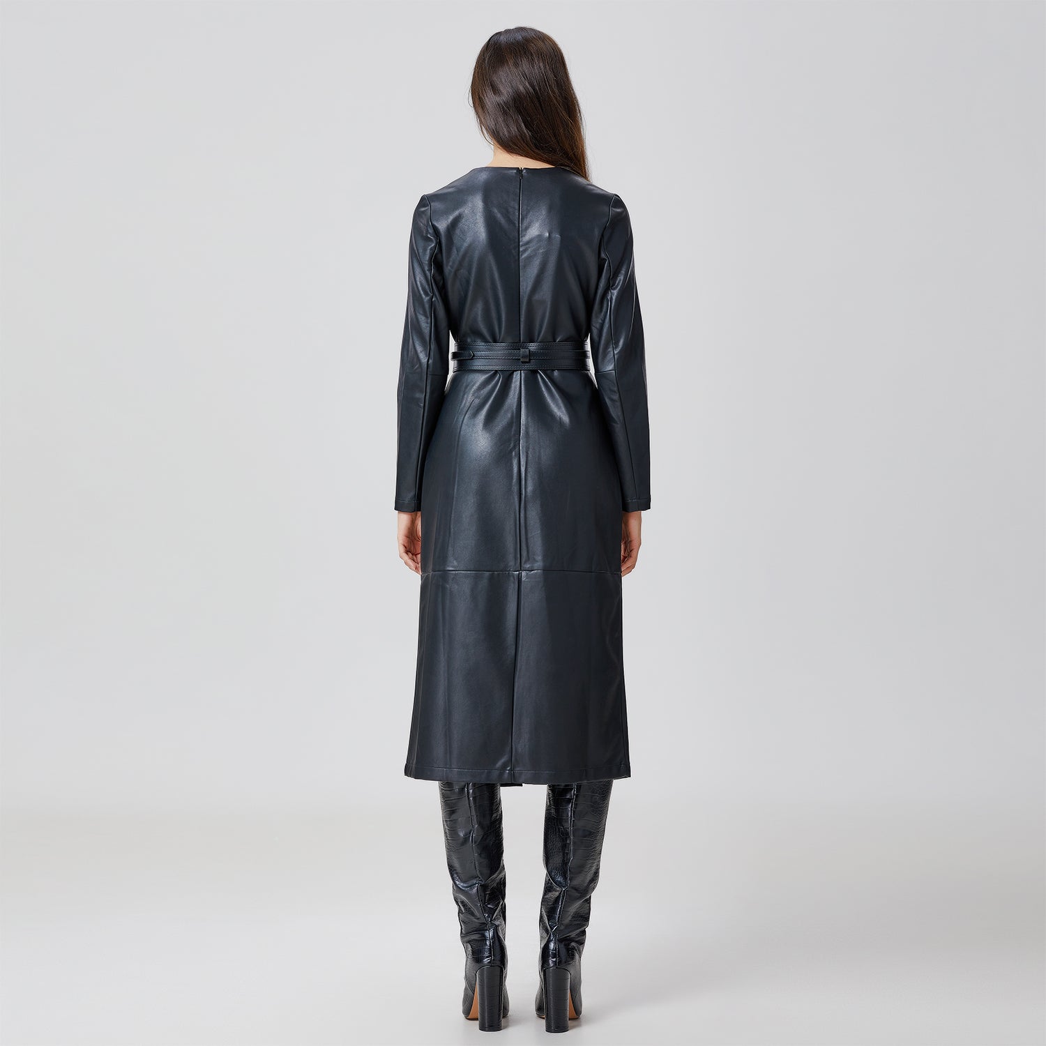 Robe à manches longues en simili cuir