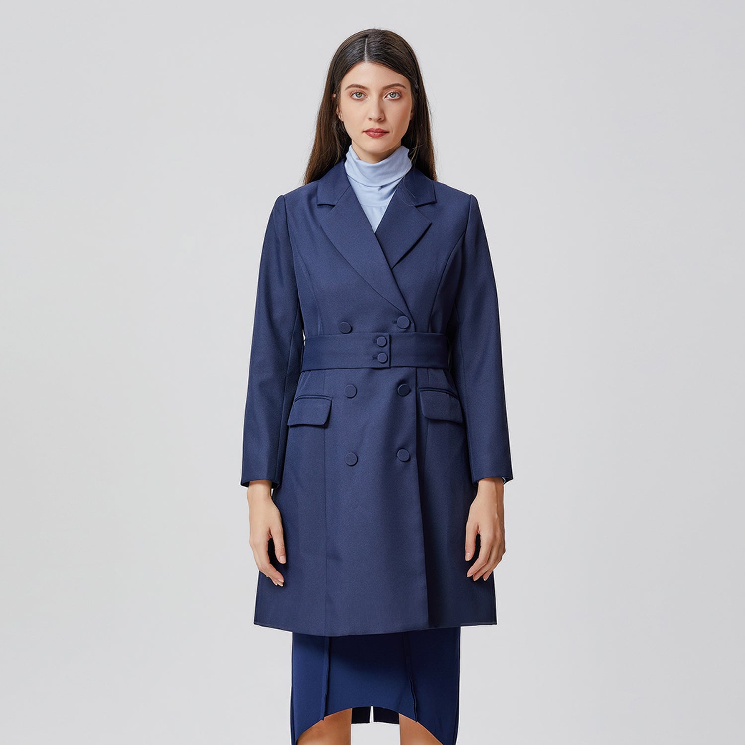 Manteau tailleur à large ceinture
