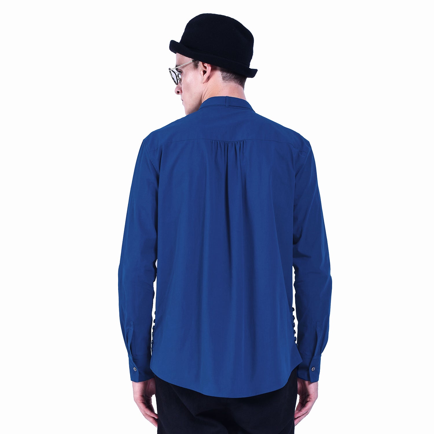 Chemise en coton avec plastron surpiqué et col amovible