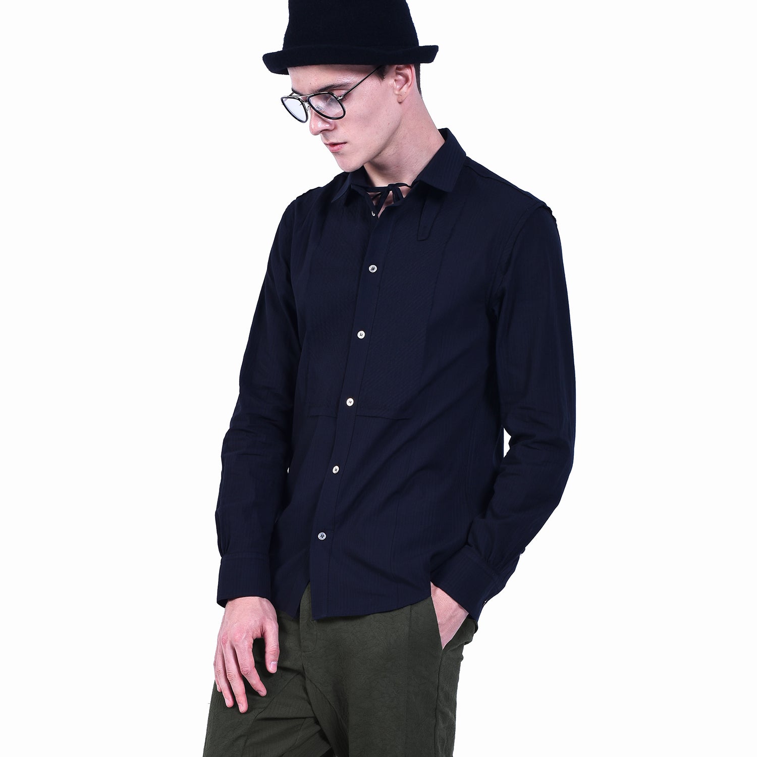 Chemise avec plastron surpiqué et col amovible