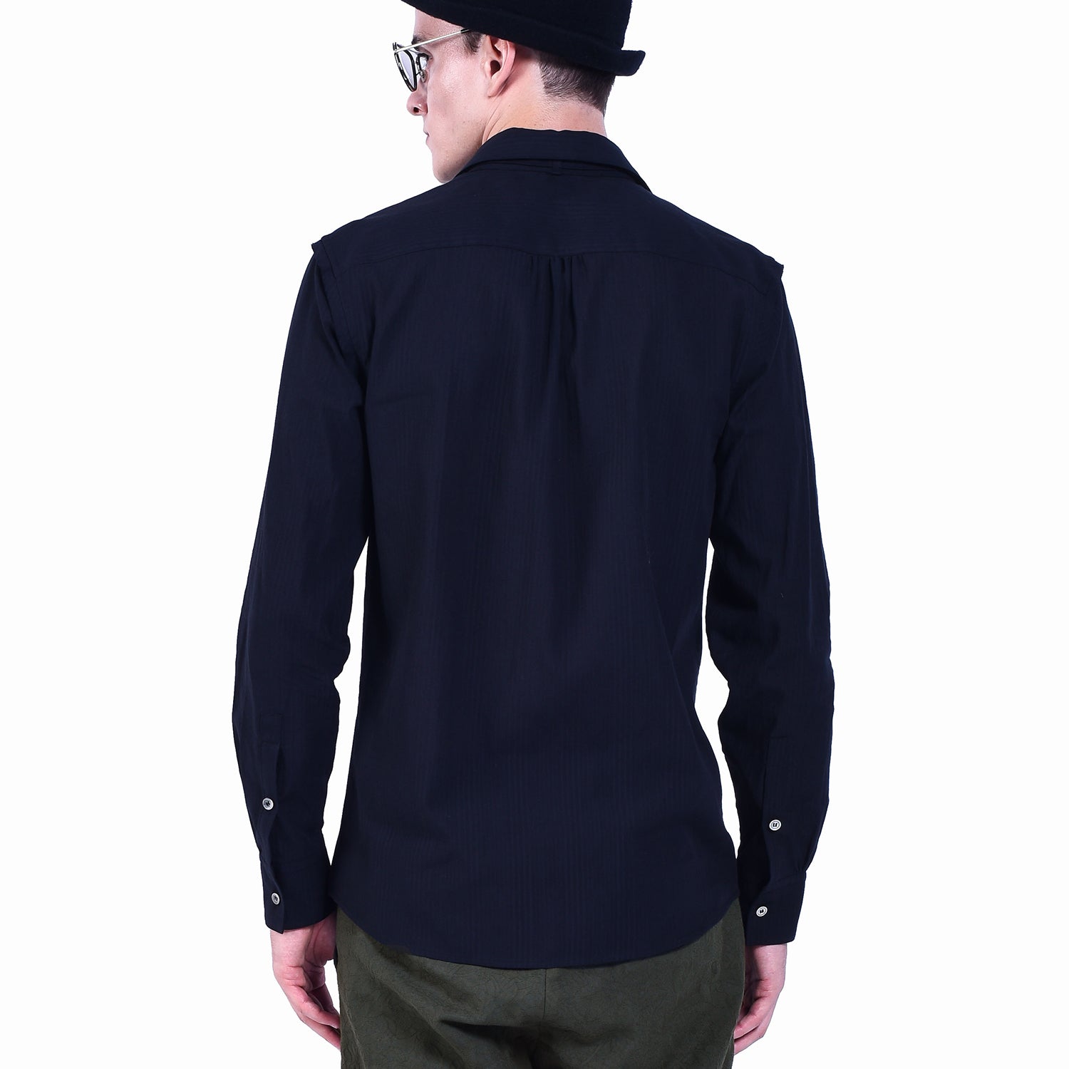 Chemise avec plastron surpiqué et col amovible