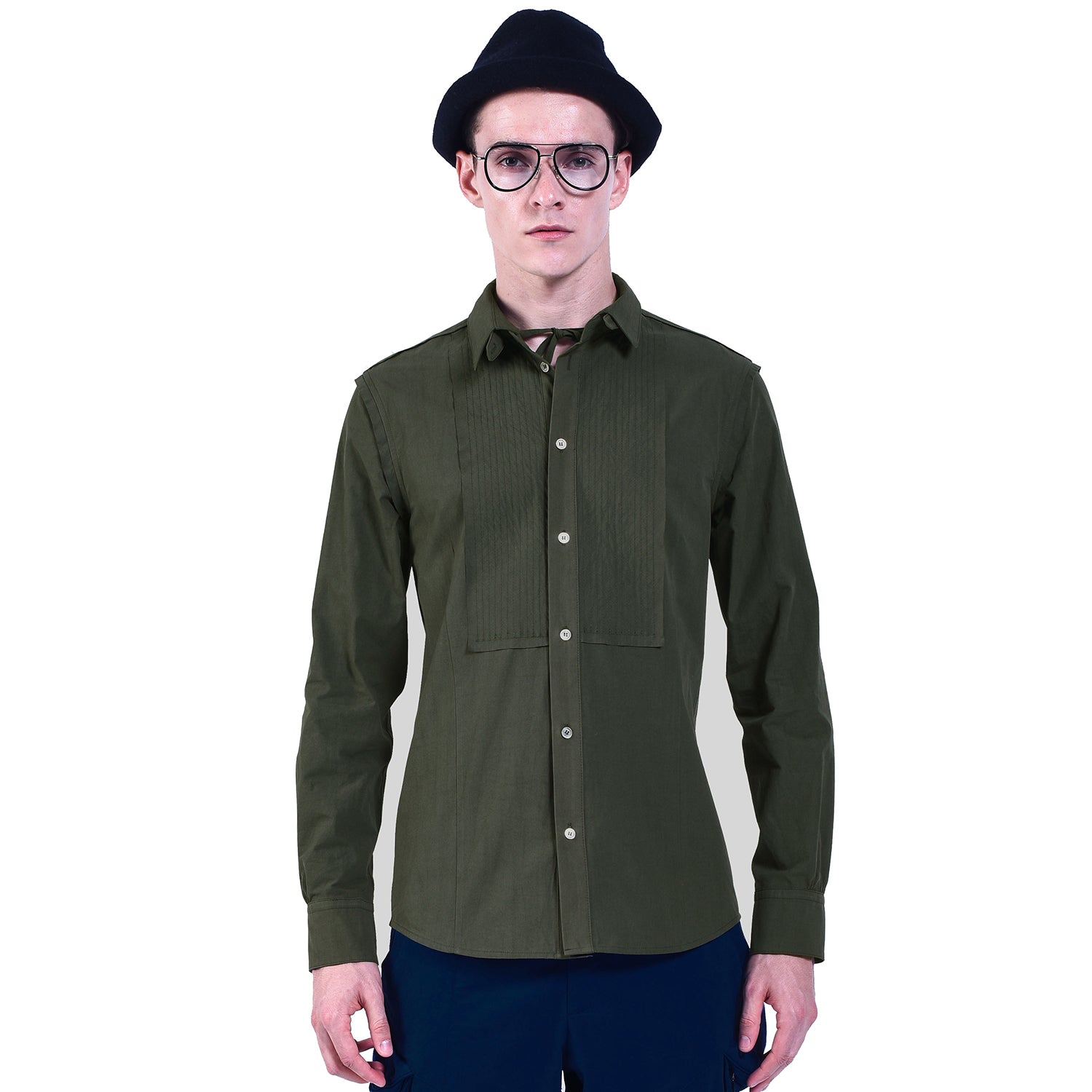 Chemise avec plastron surpiqué et col amovible