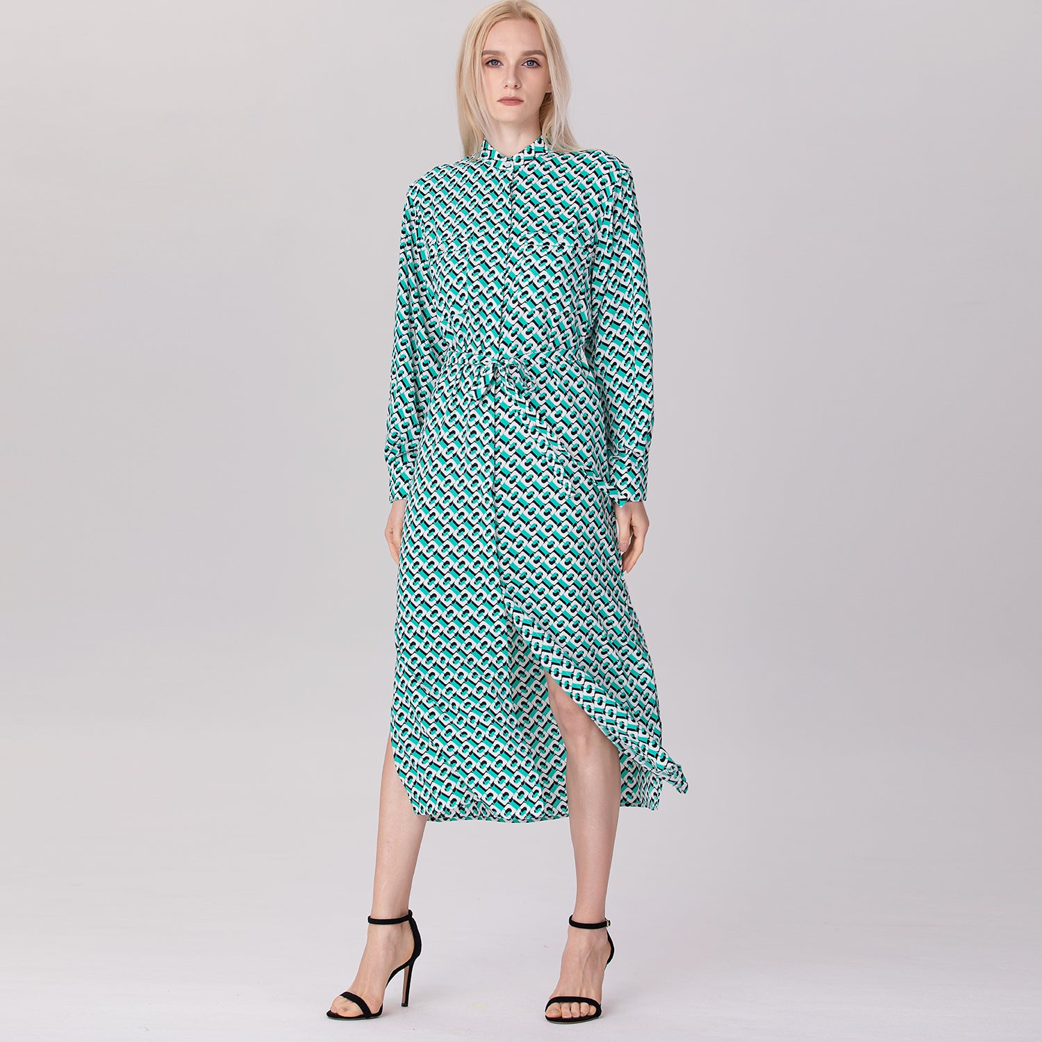 Robe chemise à col montant et manches longues, imprimé graphique