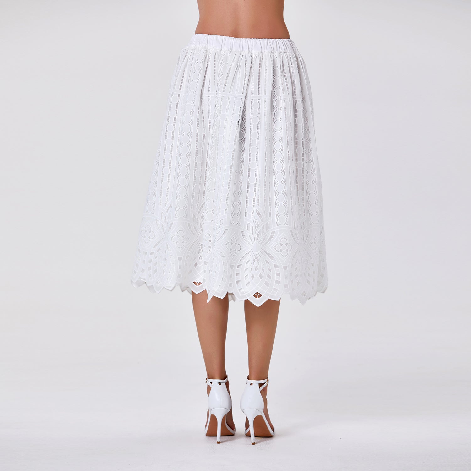 Jupe midi en coton brodé