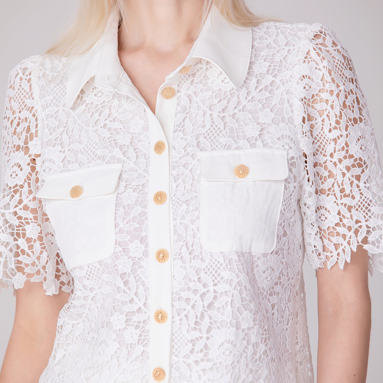 Chemise boutonnée en dentelle