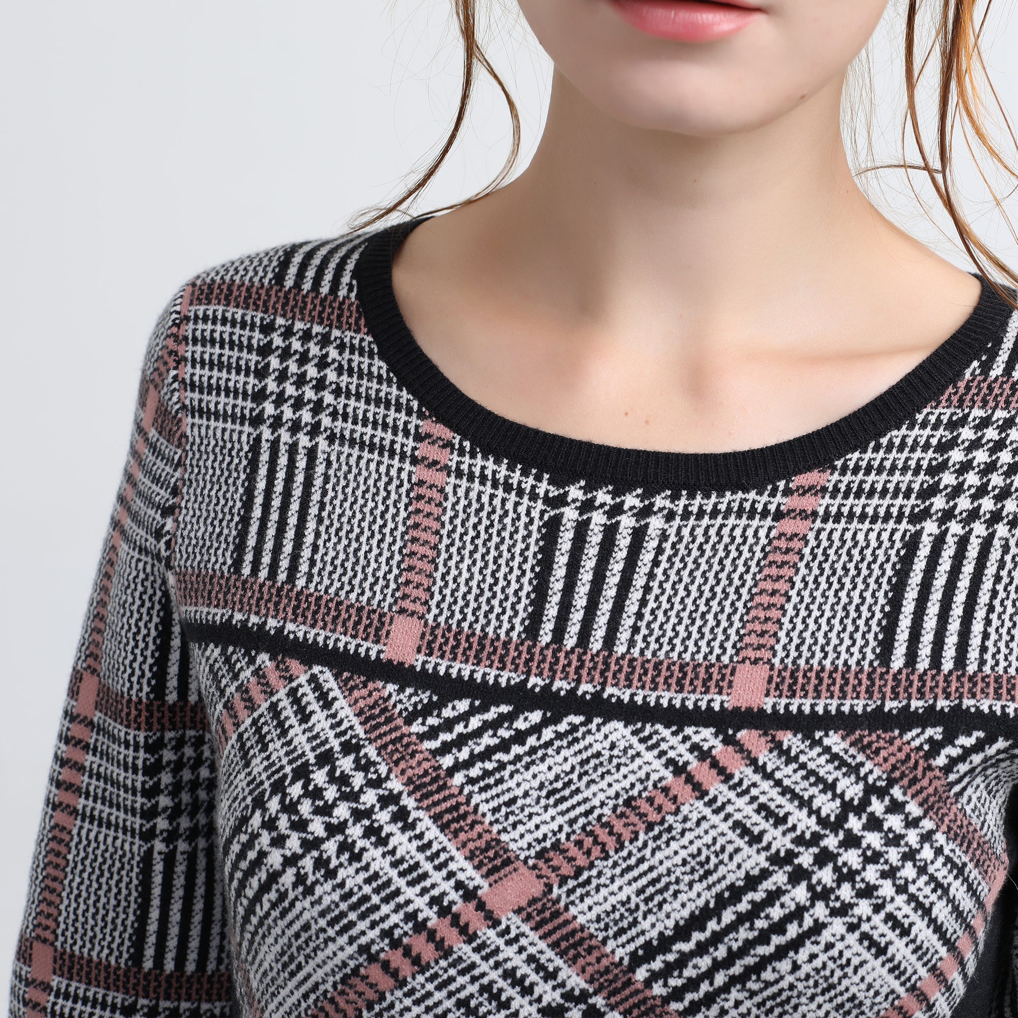 Robe ajustée et évasée en tricot tartan