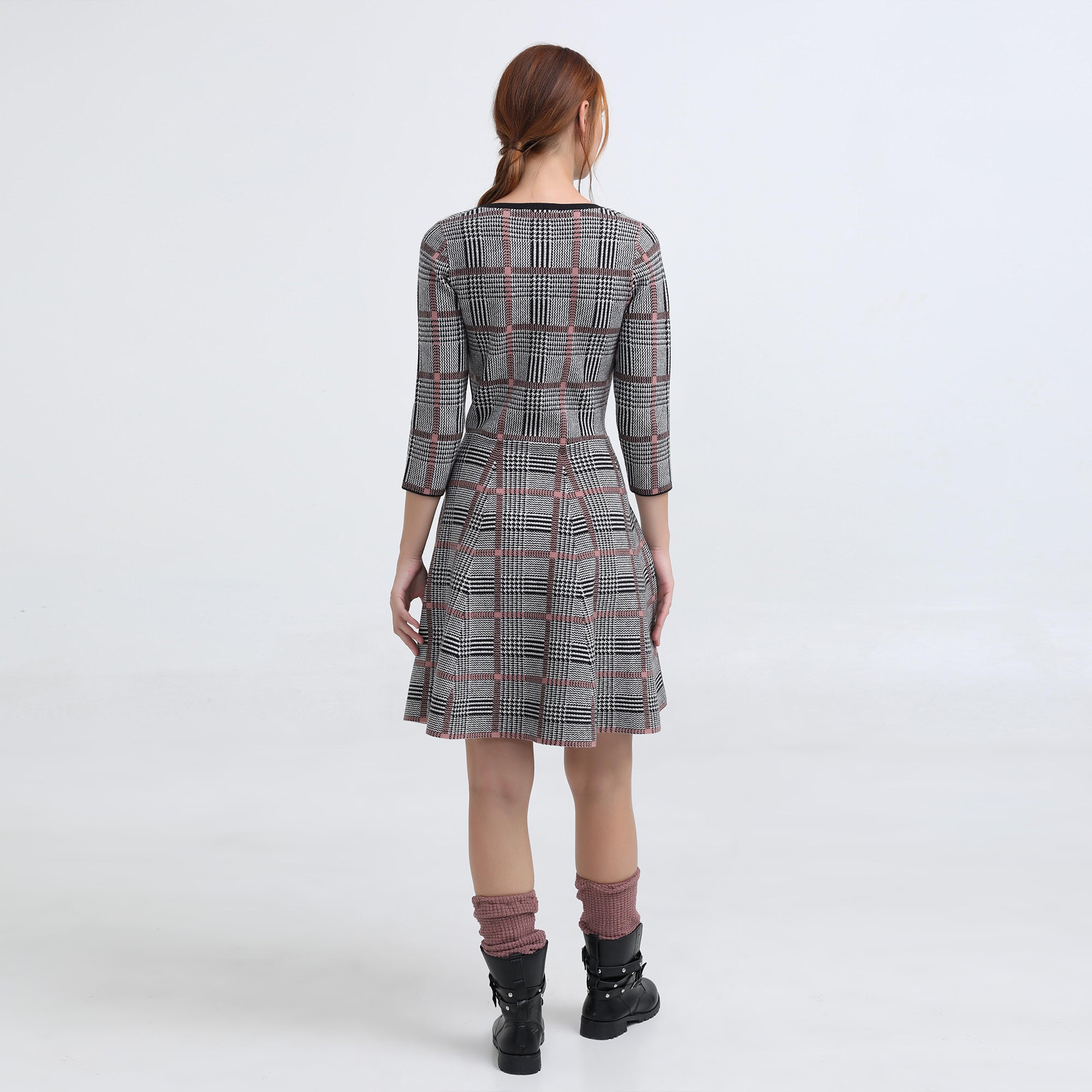 Robe ajustée et évasée en tricot tartan
