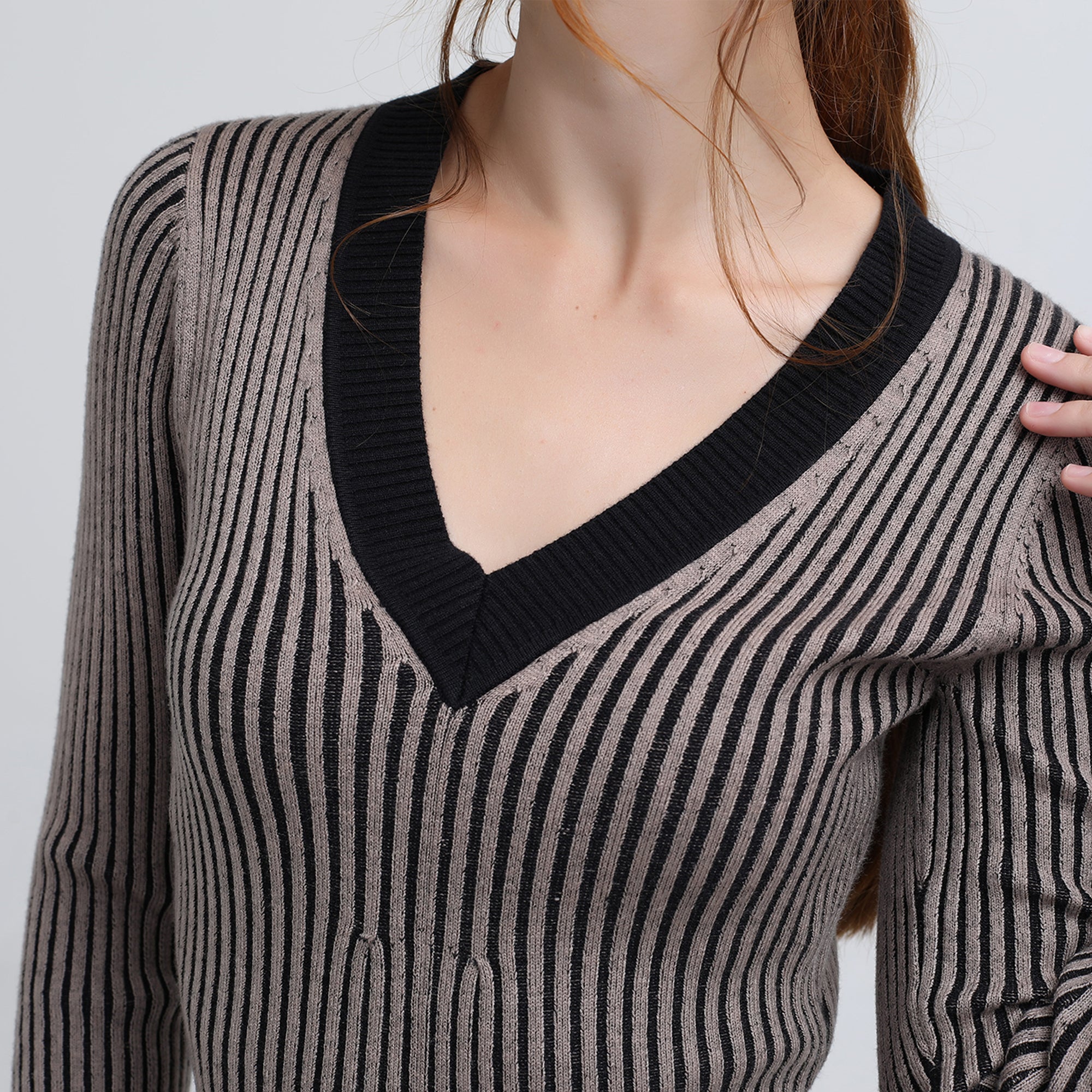 Robe-Pull Col V bi- color