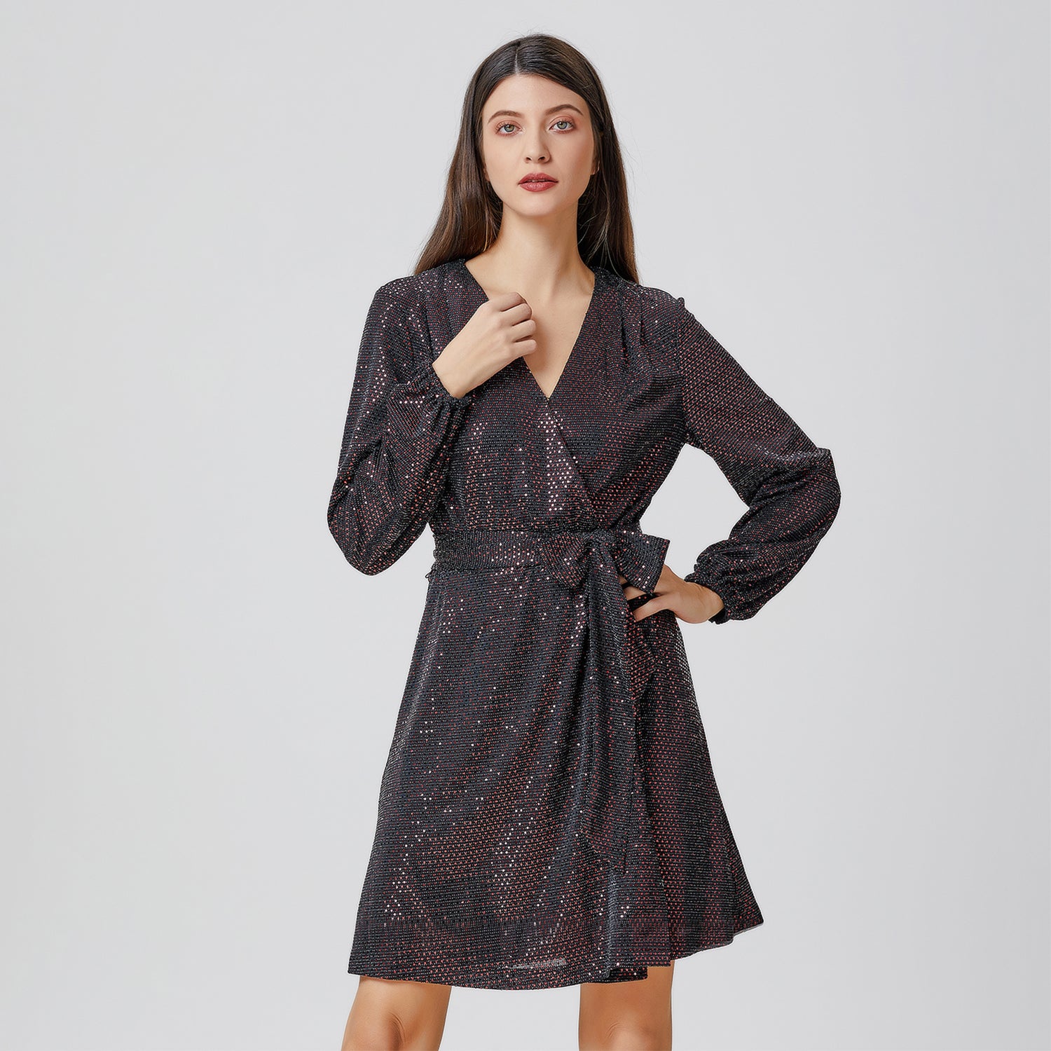 Robe coeur-croisé à strass