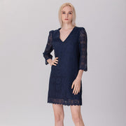 Robe droite en dentelle col V - Smart & Joy