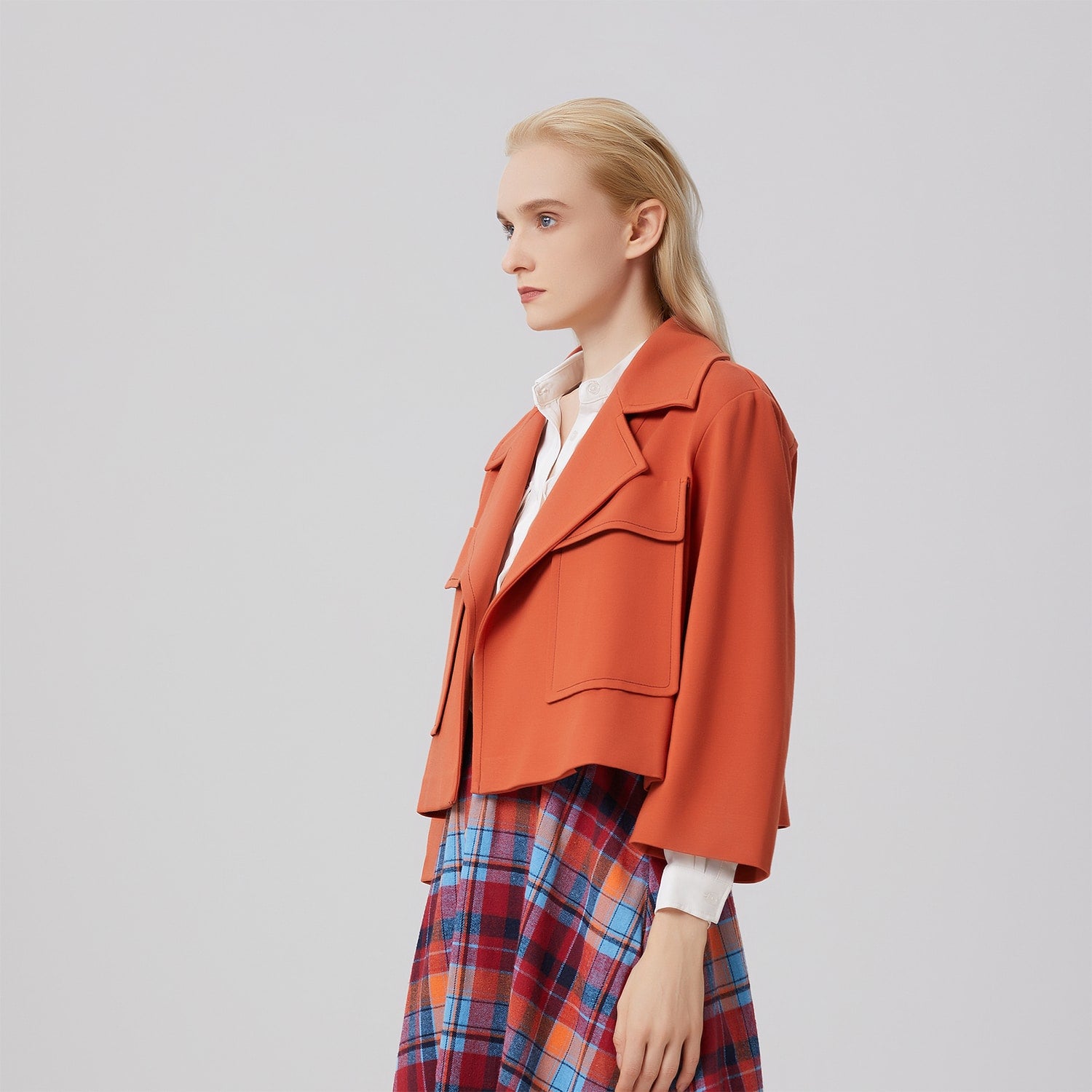 Veste courte à larges poches