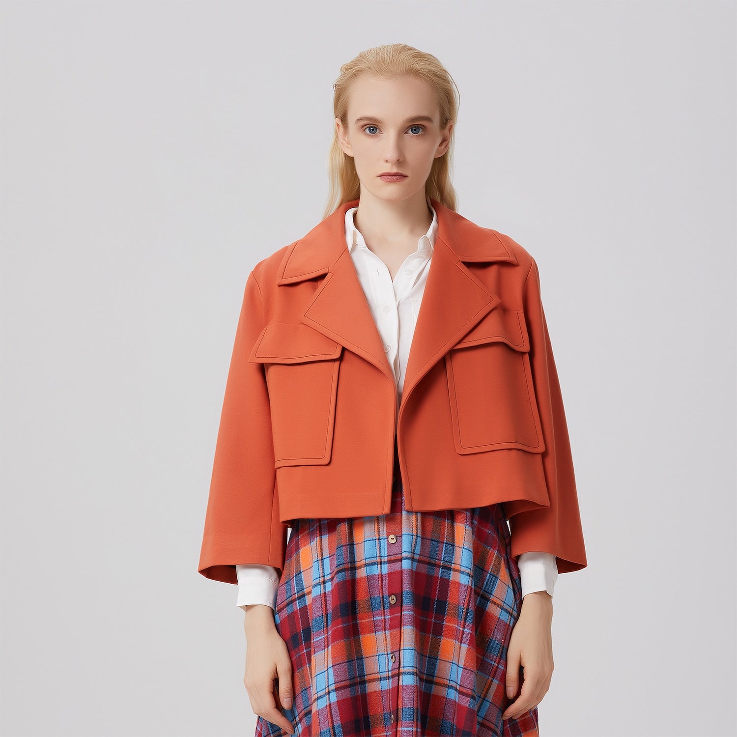 Veste courte à larges poches